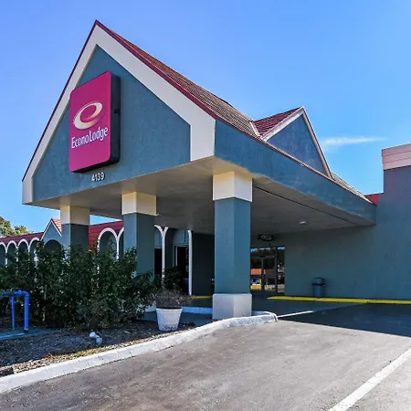 Econo Lodge Busch Gardens Tampa-2