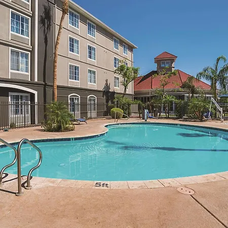 La Quinta By Wyndham Phoenix Chandler-3