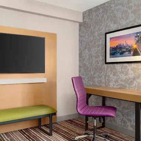 Holiday Inn Philadelphia Arpt-Stadium Area By Ihg-2