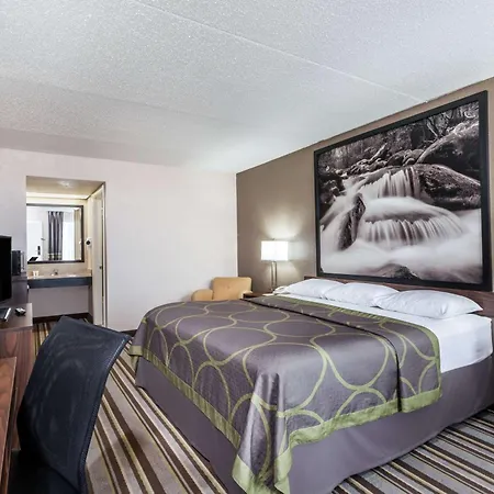 Super 8 By Wyndham Pigeon Forge-Emert St-3