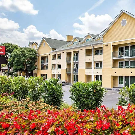Econo Lodge Pigeon Forge Riverside-3