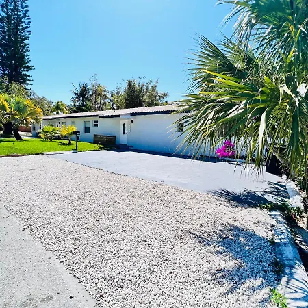 Cocobay 2Br Condos Near Beach, Galleria Mall, Wilton Manors, Cruise Port-3