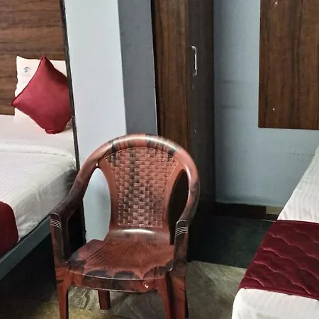 Skyry Hotel Iyyapanthangal-3