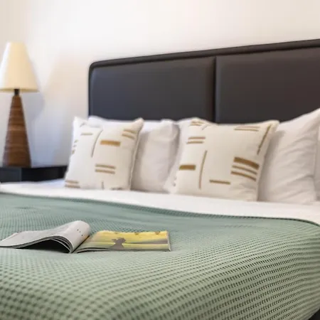 The Smart Concierge - Amwaj 4-2