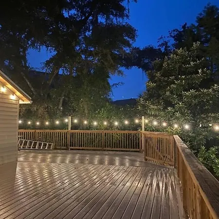 Resort Like House, 4 Bedrooms, 3 Bathrooms-2