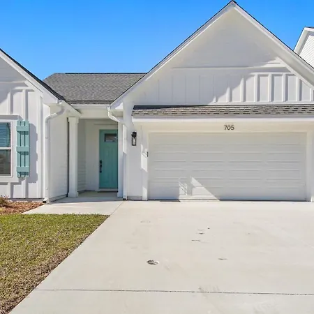 Goin Coastal By Nautical Properties Vacation Rentals-3