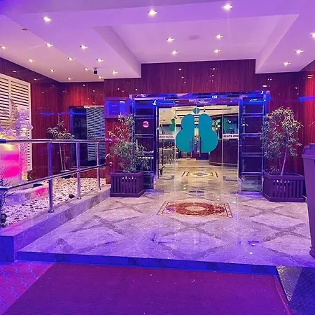 Benta Grand Hotel Llc-2