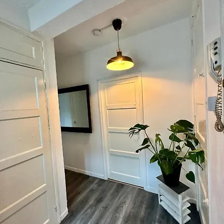 Shoreditch Rooms R1-2