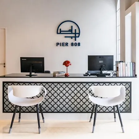 Pier 808 Hostel-2
