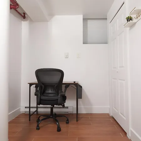 Comfy Guest House In Hell'S Kitchen-2