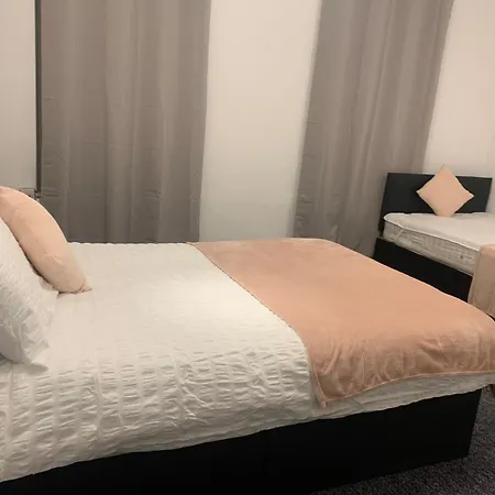 Warren Street Guest House-2