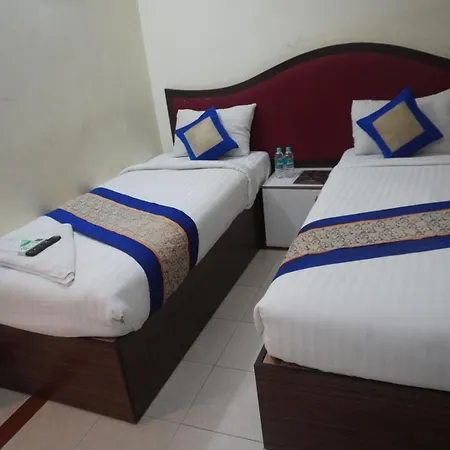 The Dolphin Park Hotel, Virugambakkam-2