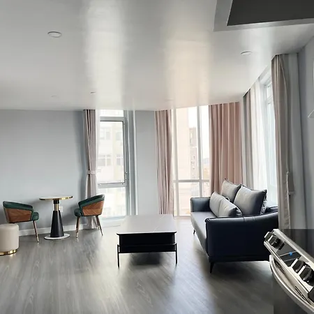 Starlight Hotel Near Lga Airport-2