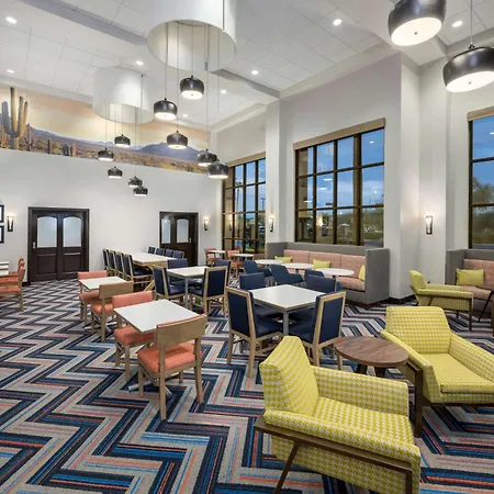 Hampton Inn & Suites Phoenix North/Happy Valley-2