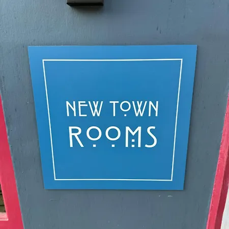 New Town Rooms-3