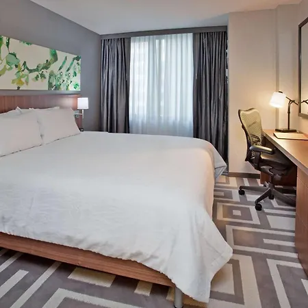 Hilton Garden Inn New York Central Park South-Midtown West-3