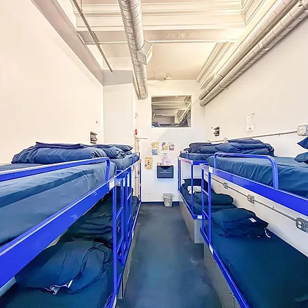 Ith San Francisco Pacific Tradewinds Backpacker Hostel-3