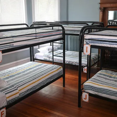 Wrigley Hostel - Chicago (Adults Only)-2