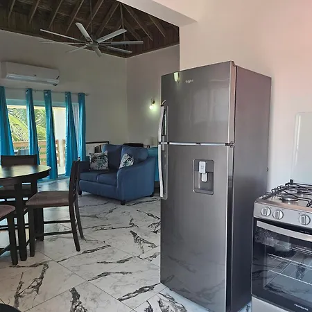 Roots Cafe Negril Rooms-3