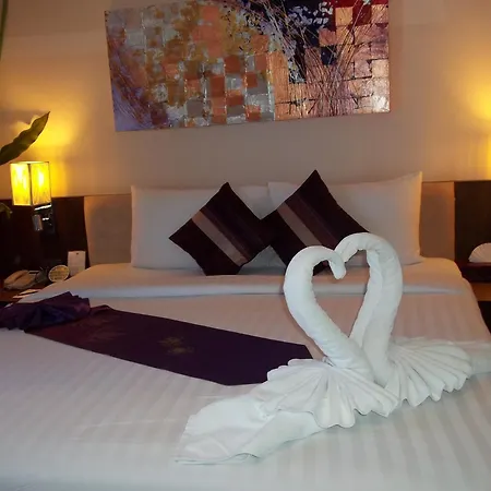 Paradiso Boutique Suites-3