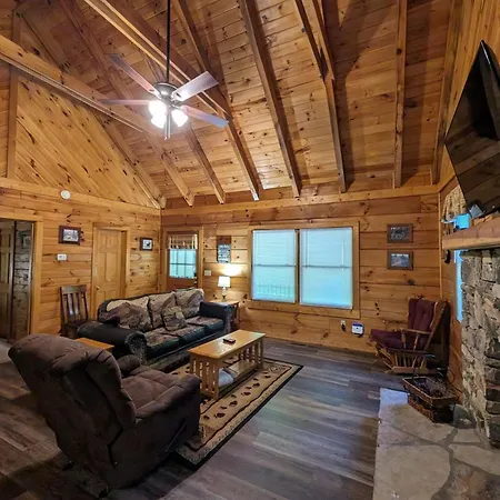 Er57 - Bear Haven - Great Location! Close To All The Action! Cabin-3