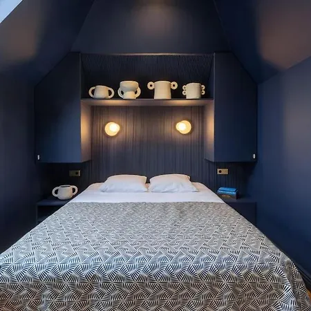 Midnight Suite - Marais-2