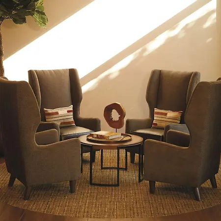 Hyatt Place Las Vegas At Silverton Village-2