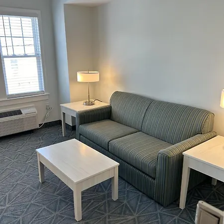The Admiral Hotel/Motel-3