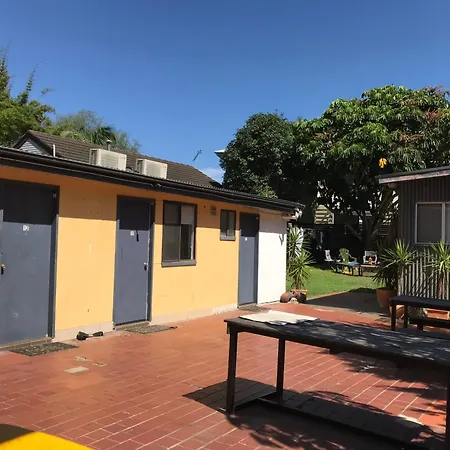 Manly Bunkhouse-2