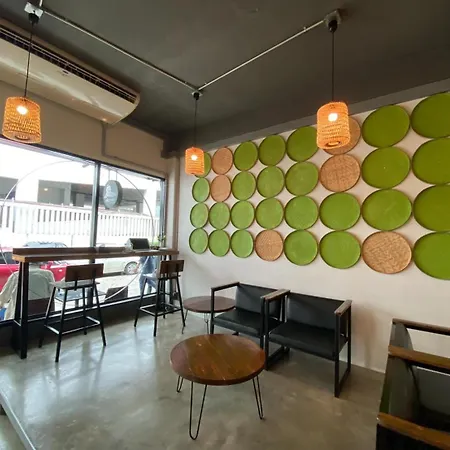 Ekanek Hostel (Adults Only)-2