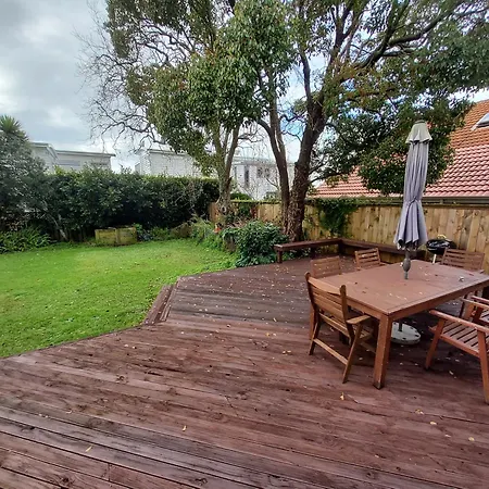 Hauraki Corner Guesthouse-2
