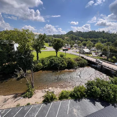 Country Inn & Suites By Radisson, Pigeon Forge South, Tn-3