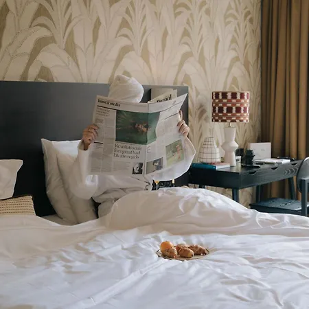 Hotel Omega-2