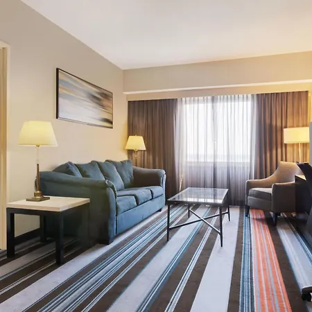 Courtyard By Marriott New York Jfk Airport-3
