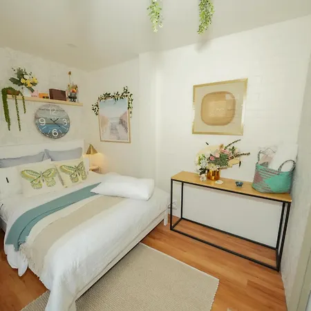 Beach Serenity Guesthouse-3