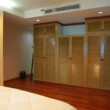 Upar Hotels Silom-2