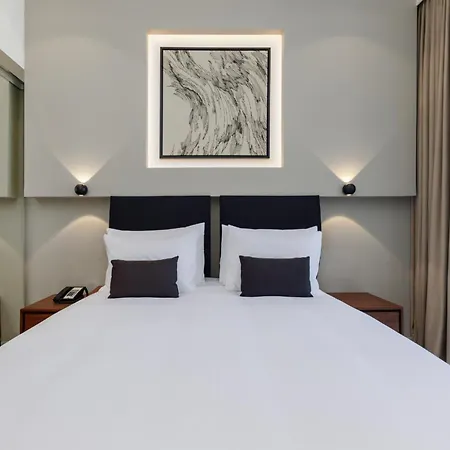 Holiday Inn Dubai Jumeirah Village Circle By Ihg-2