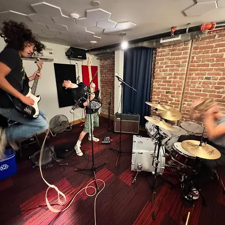Music City Hotel - The San Francisco Music Experience-3