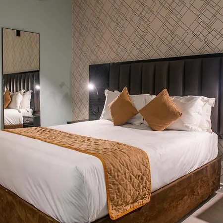 New Ambassador Hotel-2