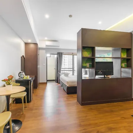 Boss Hotel-3