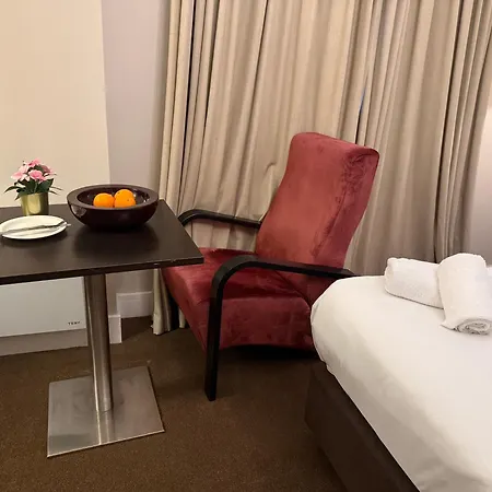 Green Ariana Hotel - Near Wembley And Central London-3