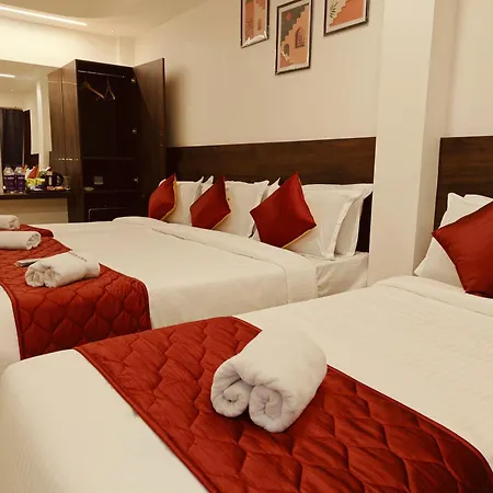 Woodlands Inn-2