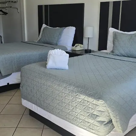 Travelsuites Hotel-2