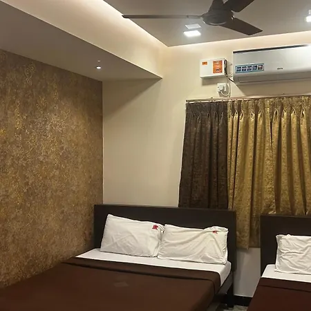 Rmc Travellers Inn-3
