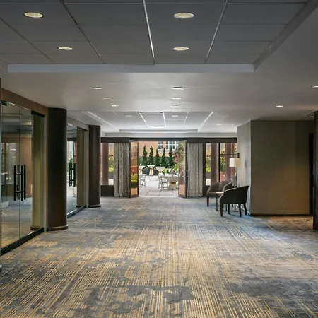 Sheraton Laguardia East Hotel-2