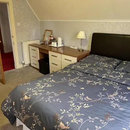 Hillhouse-2