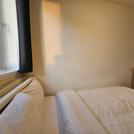 Wapping Stay-2
