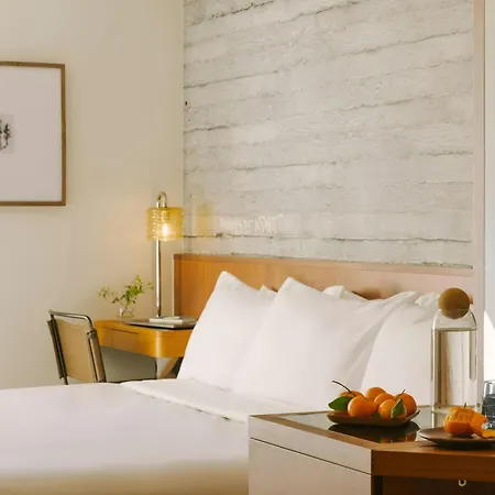 Henri On 24 Hotel Chelsea, Sonder By Marriott Bonvoy-3