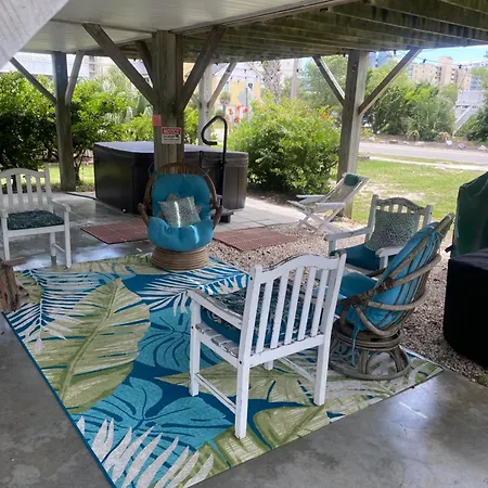 Latitude Adjustment, Walk To Beach-2
