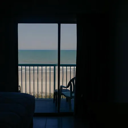 Southern Breeze Ocean Front Hotel-2